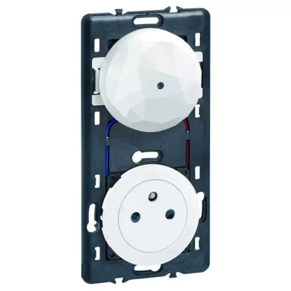 Pack Control Celiane with Netatmo + prise 2P+T 16A Blanc – Legrand