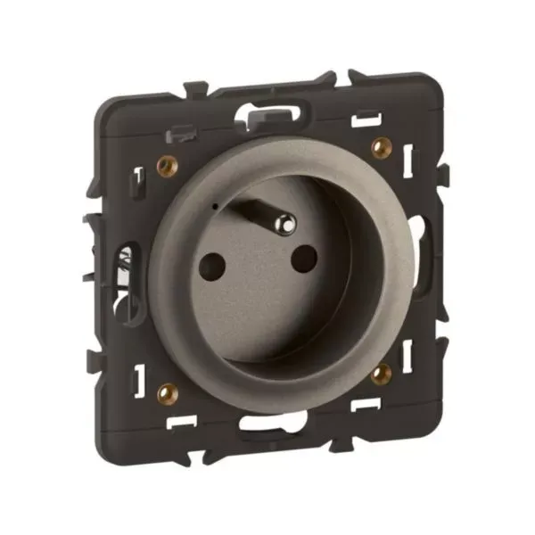 Legrand Céliane with Netatmo – Prise 2P+T 16A Titanium